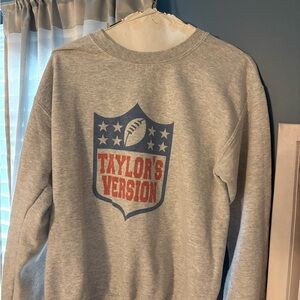 Gildan NFL Taylor’s version hoodie
